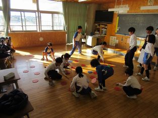 なかよし札めくり.jpg