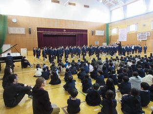 歌で送る会１.jpg