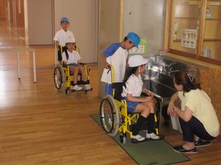 車いす２.jpg